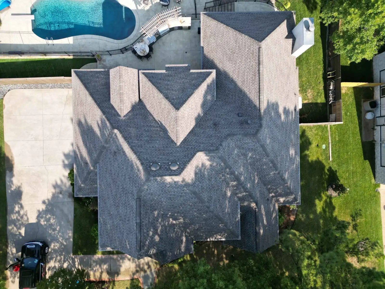 GAF Timberline HDZ roof replacement completed by Dukes Roofing in Wisconsin